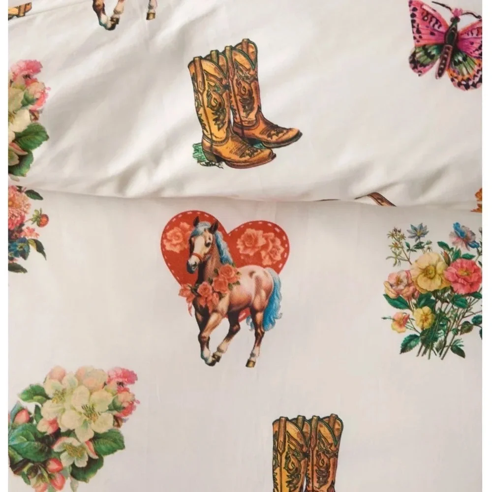 Urban Outfitters UO Home Vicki Collage Western Duvet Cover King White 93741734